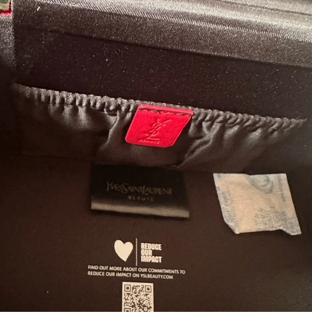 YSL Quilted Red Leather Cosmetic Case with Gold Hardware NEW - Picture 7 of 9